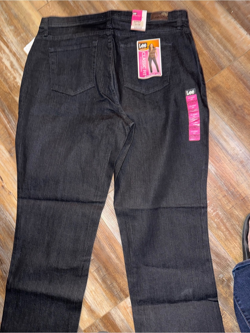 Lee Women's Dark Jeans Classic Fit Jeans 22wm